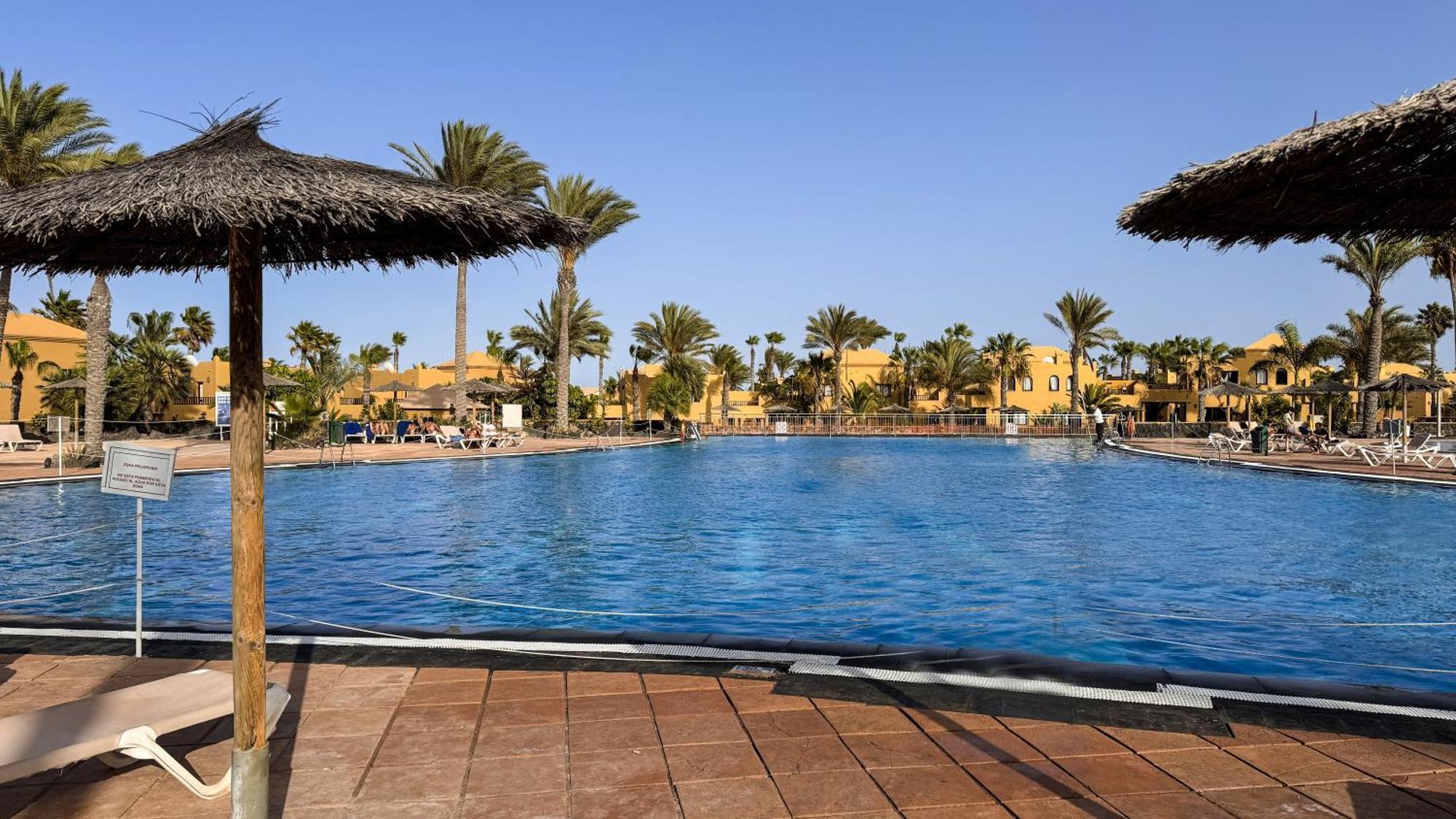 Golden Dream, Swimming Pool And Parking Villa Corralejo Exteriör bild