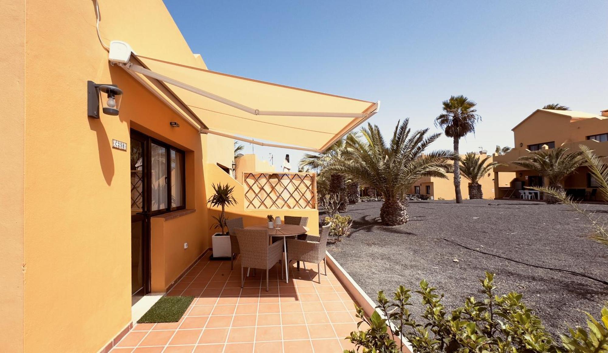 Golden Dream, Swimming Pool And Parking Villa Corralejo Exteriör bild