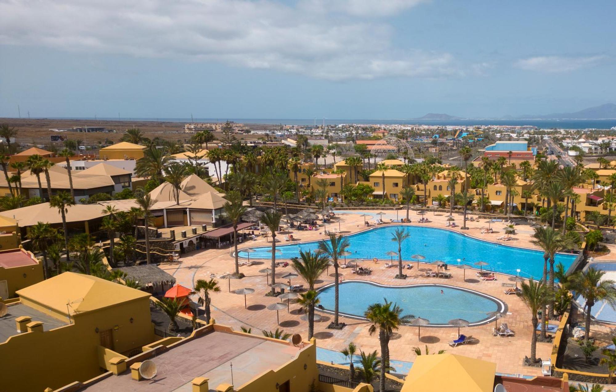 Golden Dream, Swimming Pool And Parking Villa Corralejo Exteriör bild