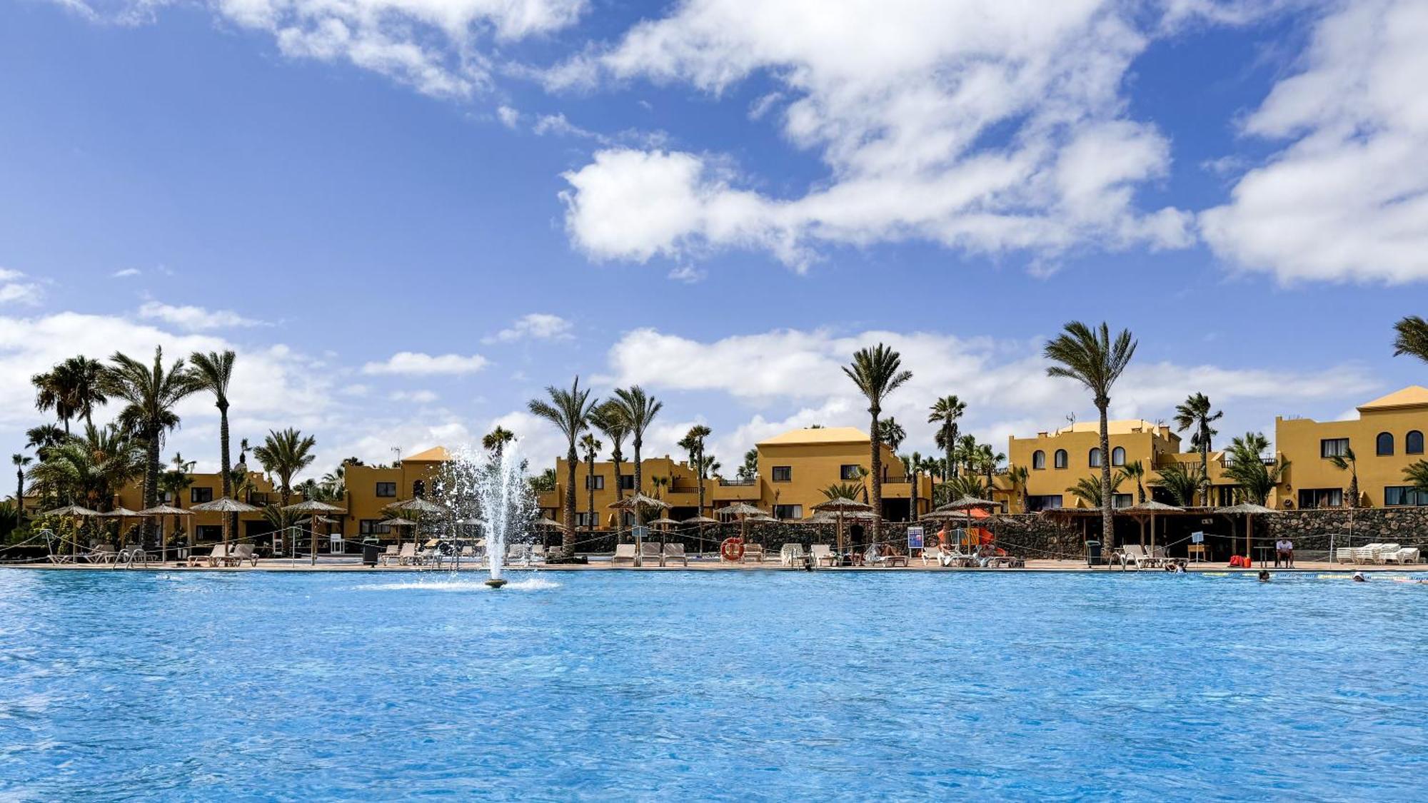 Golden Dream, Swimming Pool And Parking Villa Corralejo Exteriör bild